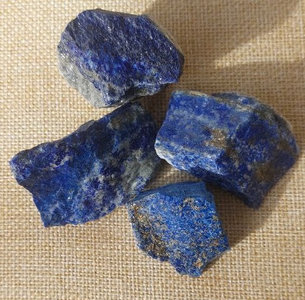 Lapislazuli (Afghanistan) – Naturstein, Edelstein, Mineralien, Sammlerstück.