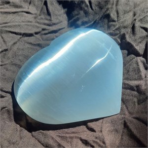 Herz_aus_Selenit250105_2